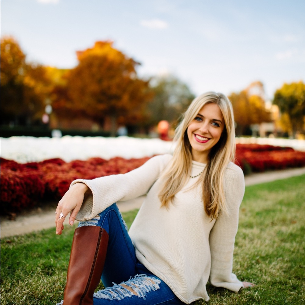 Meet your Posher, Alyssa